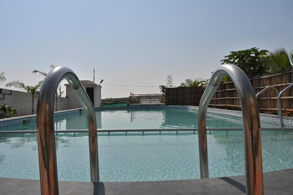 Apna Farmhouse - Private Villa With Pool & Play Area - Near Fort -15 Min To Ellora Caves Daulatabad Exterior foto